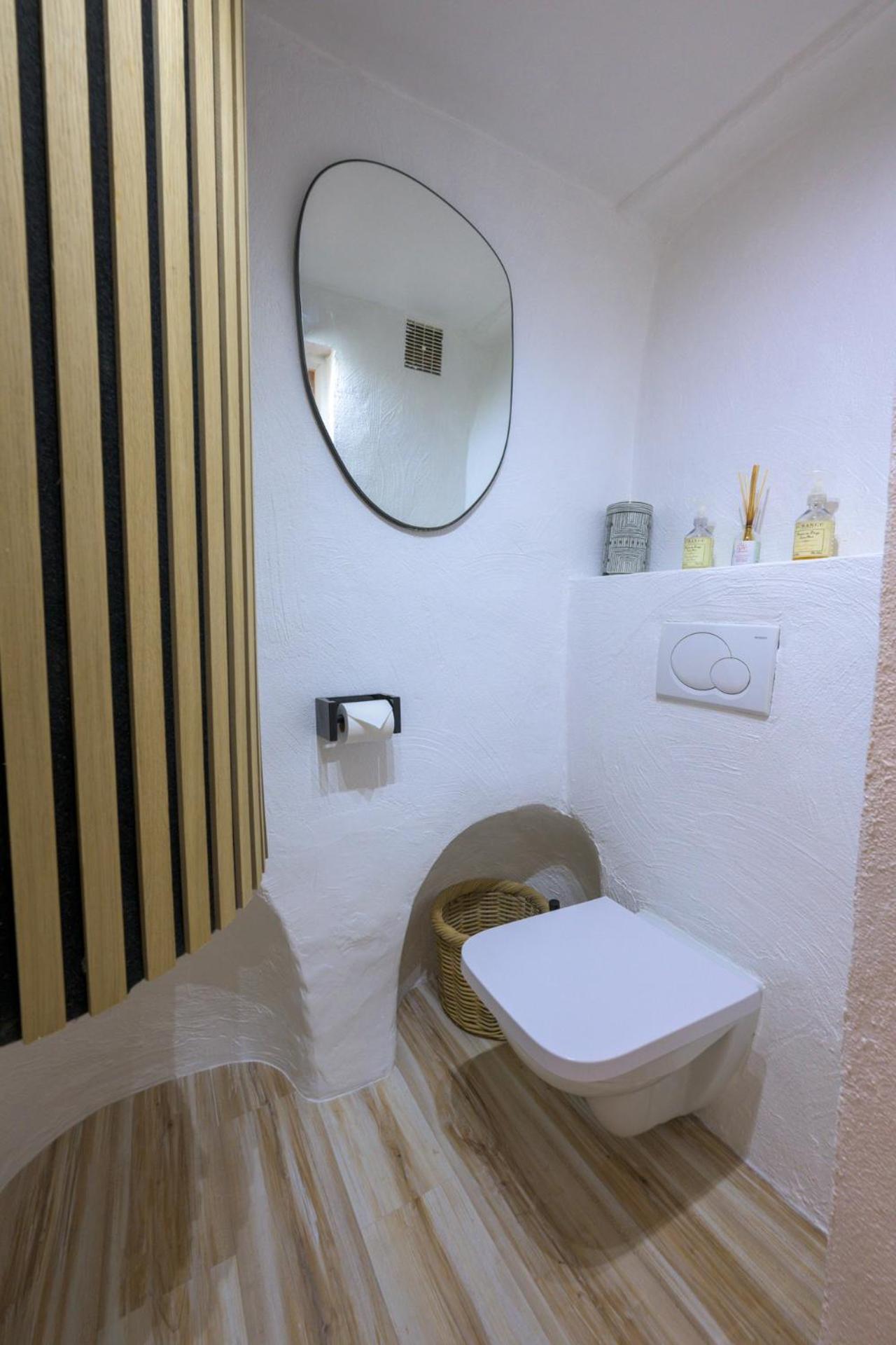Cosy Flat In The Heart Of Valbonne Village Exteriör bild